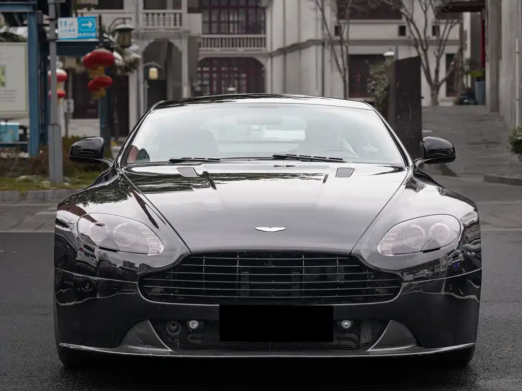Aston Martin V8 Vantage 2012 4.7L S Coupe