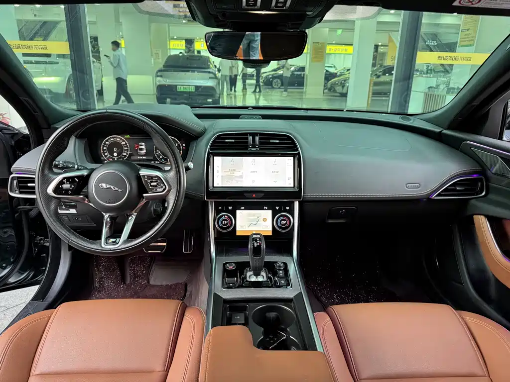 Jaguar XEL — миниатюра 10