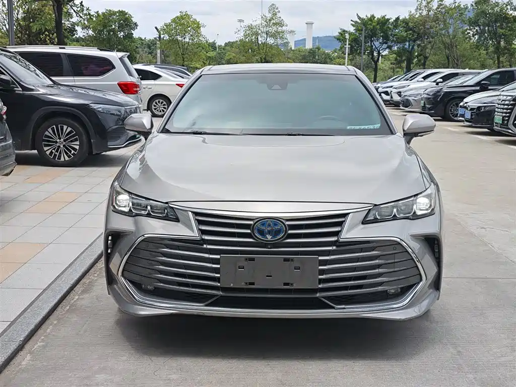 Toyota Avalon — миниатюра 2