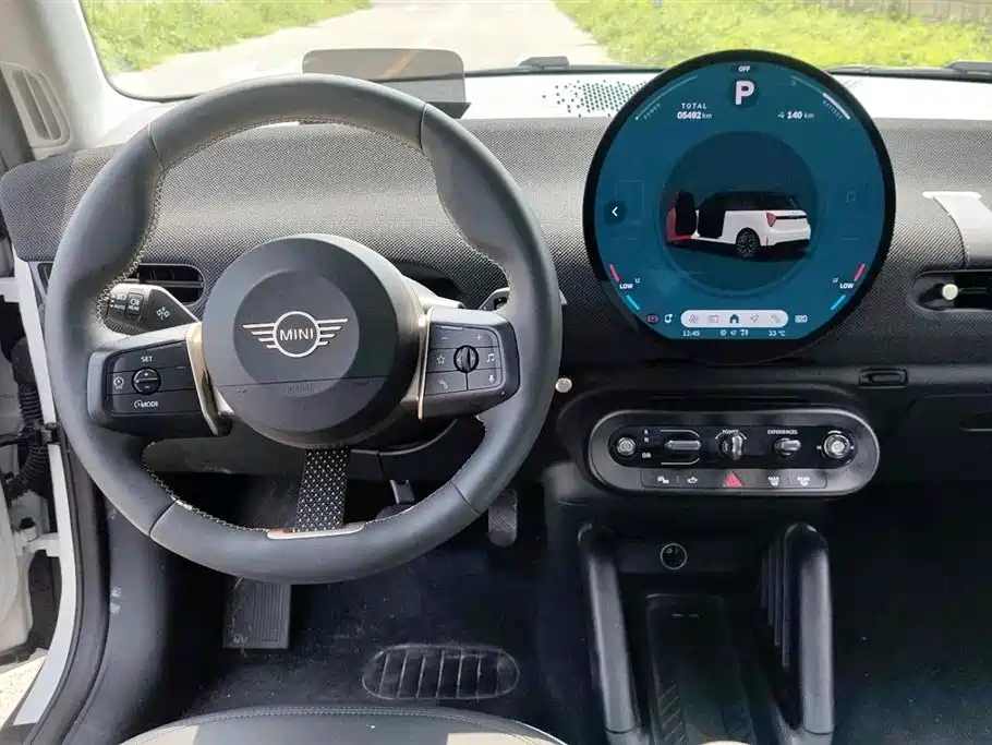 MINI MINI COOPER EV — миниатюра 7