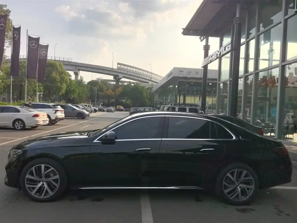 Mercedes-Benz E-Class E 2024 E 300 L Fashion