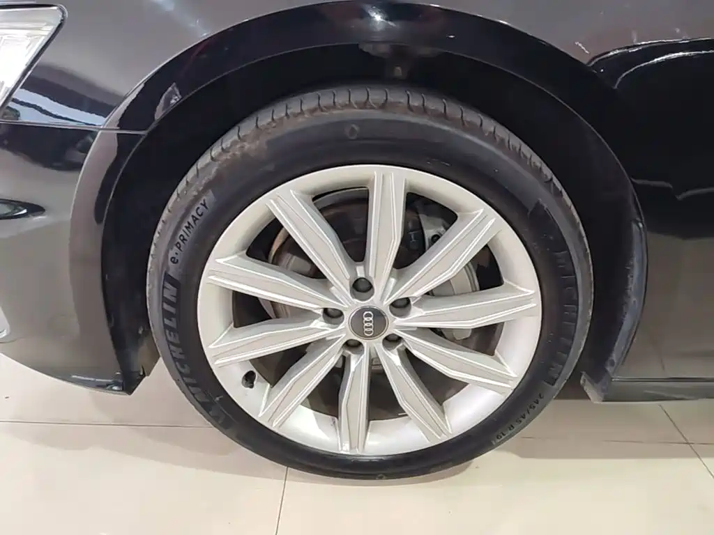 Audi A6L — миниатюра 23