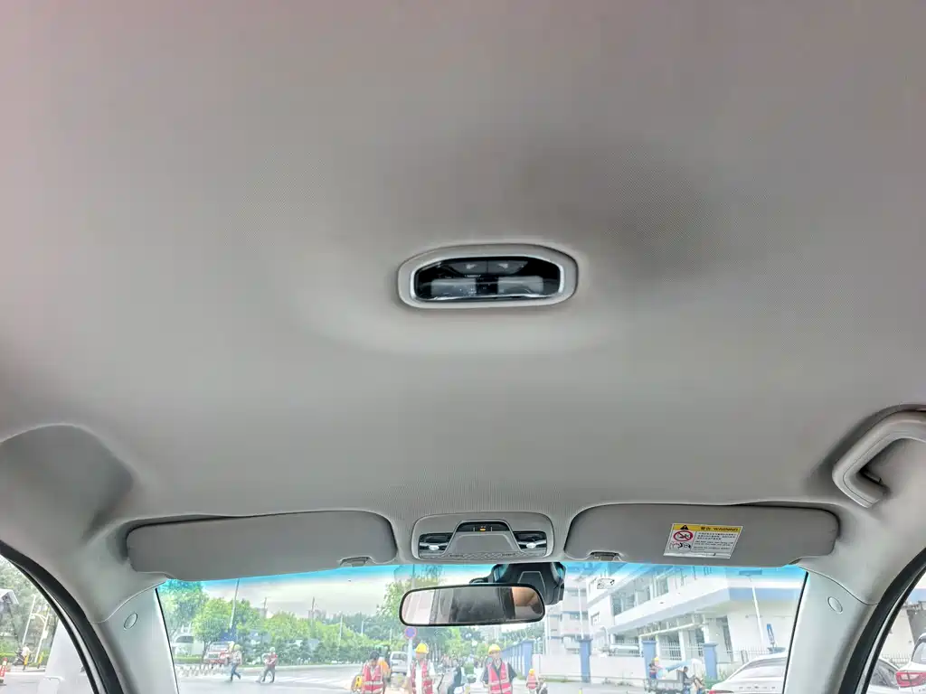 Geely Emgrand — миниатюра 10