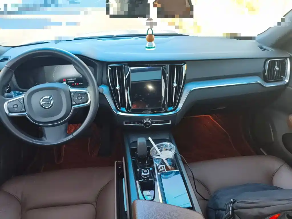 Volvo S60 — миниатюра 5
