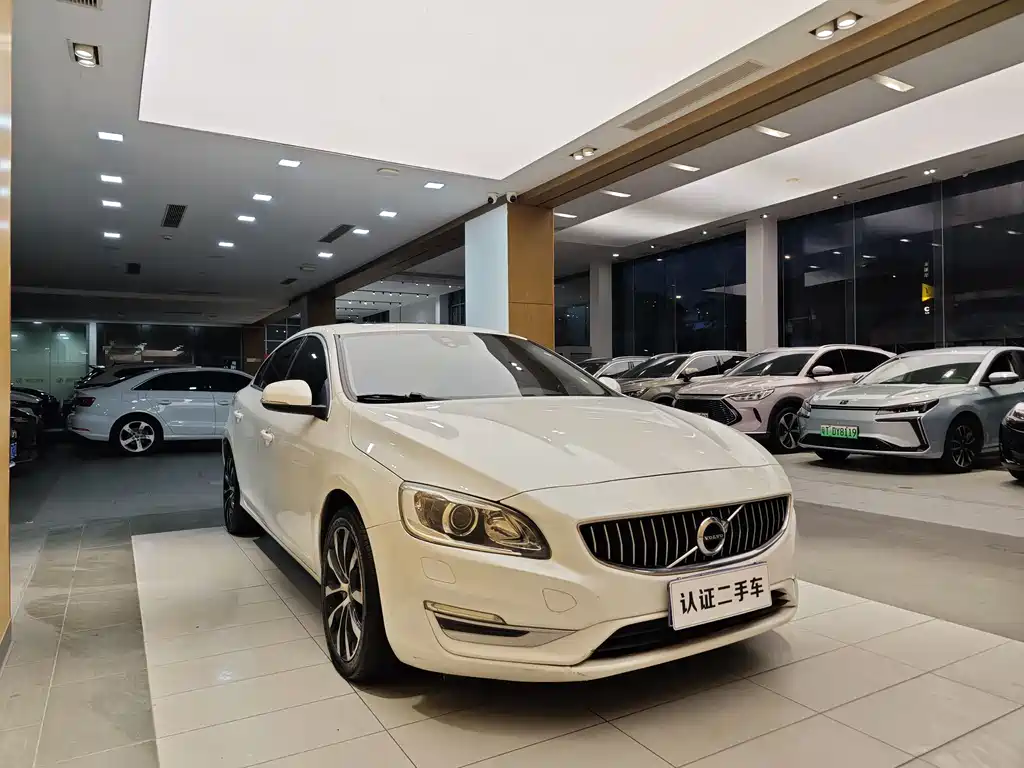 Volvo S60 2018 S60L T3