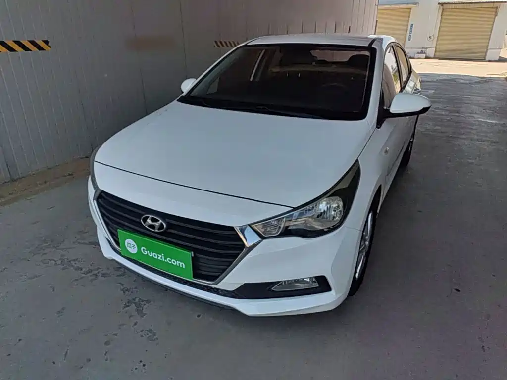 Hyundai Verna — миниатюра 2