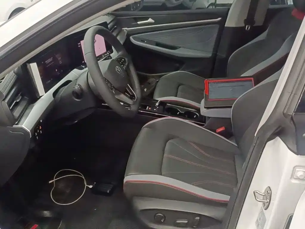 Volkswagen Lamando — миниатюра 15