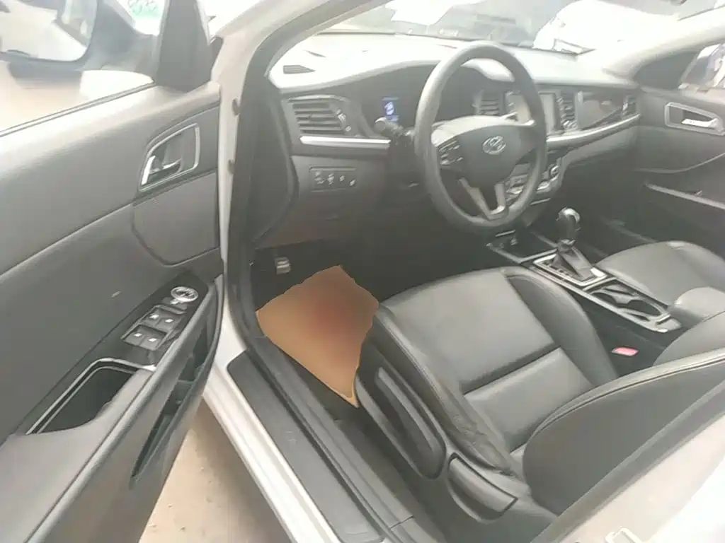 Hyundai Mistra — миниатюра 16