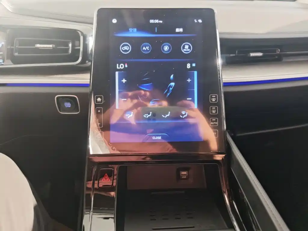 Hyundai Custo — миниатюра 13