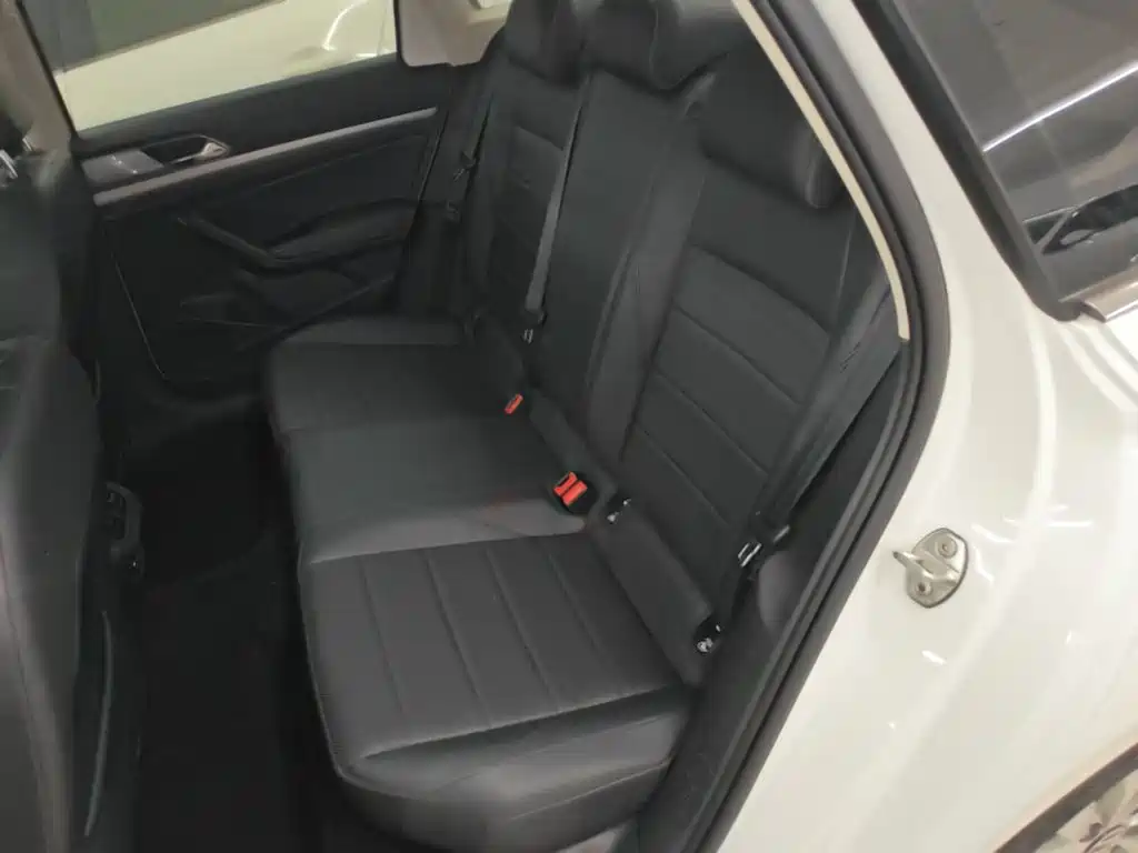 Volkswagen Lavida — миниатюра 17