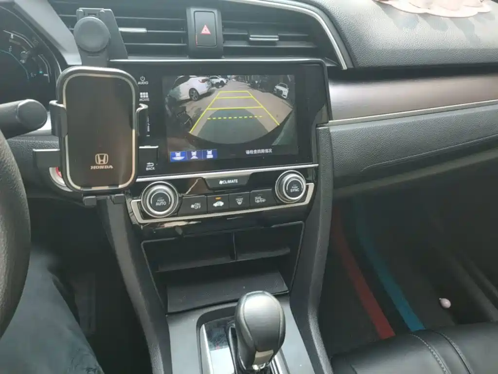 Honda Civic — миниатюра 13