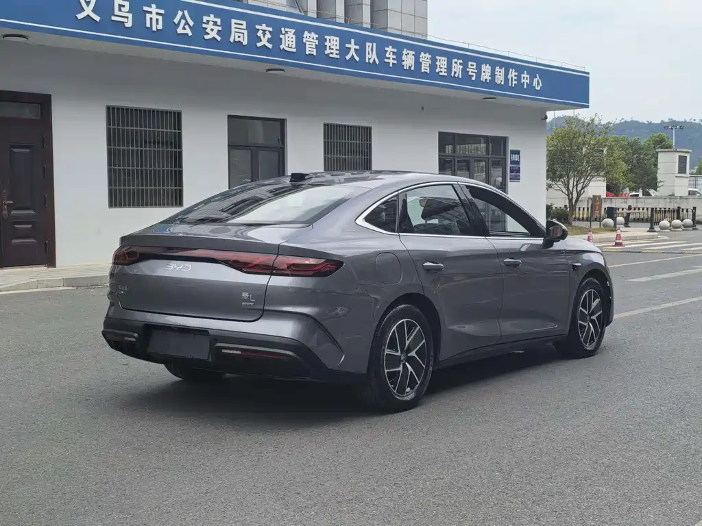 BYD Qin L — миниатюра 6