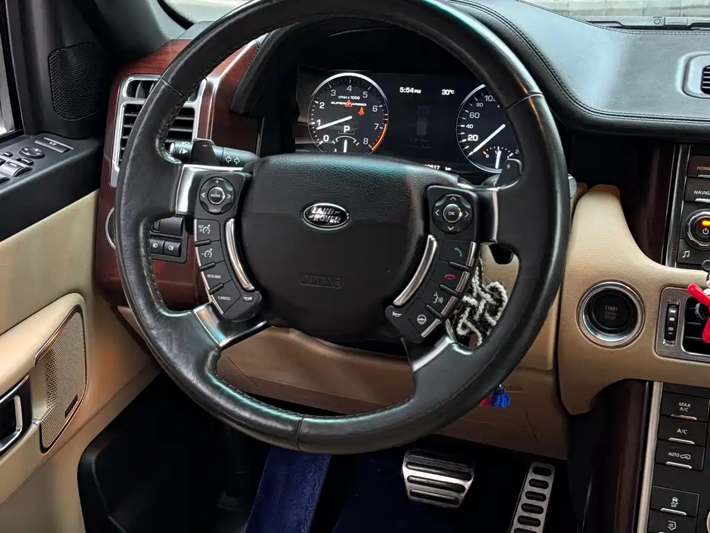 Land Rover Range Rover — миниатюра 9