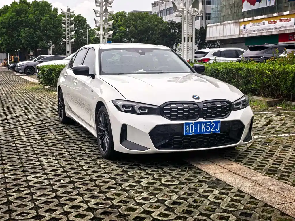 BMW 3 Series — миниатюра 3