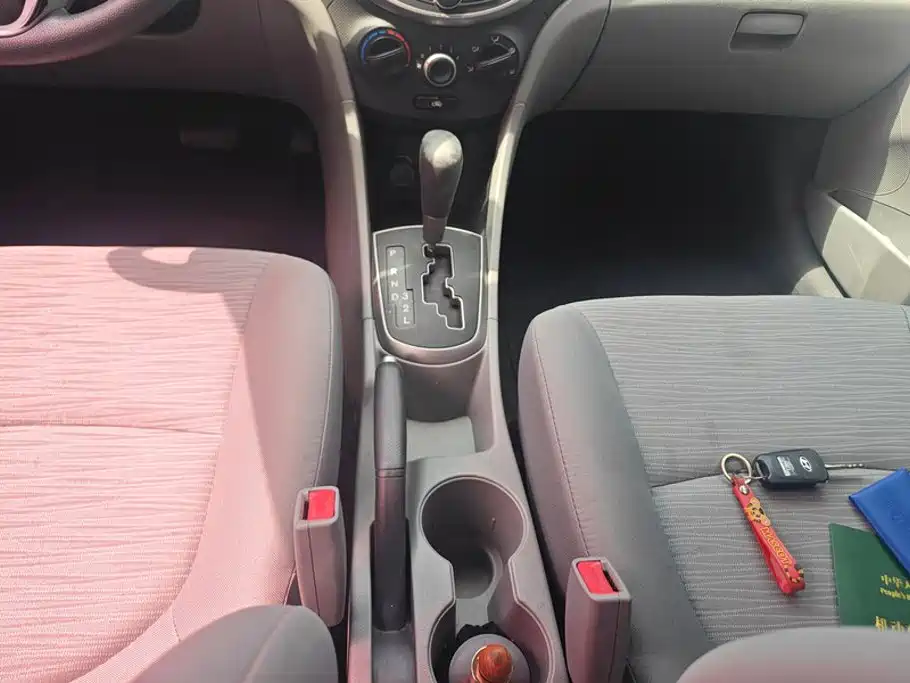 Hyundai Verna — миниатюра 16