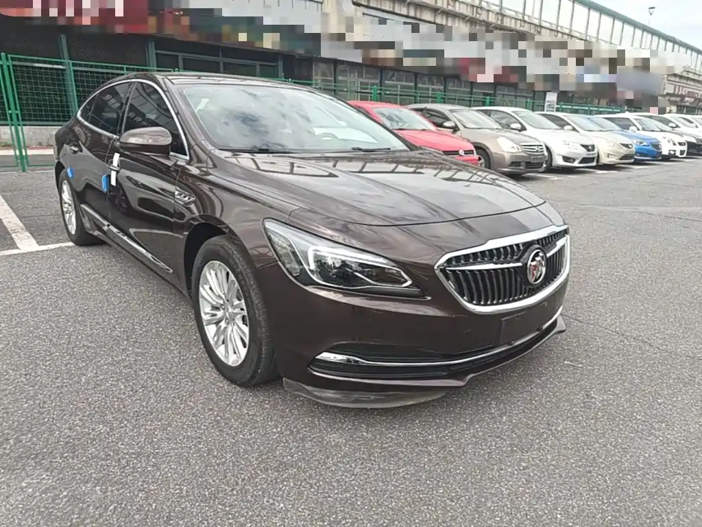 Buick LaCrosse — миниатюра 4