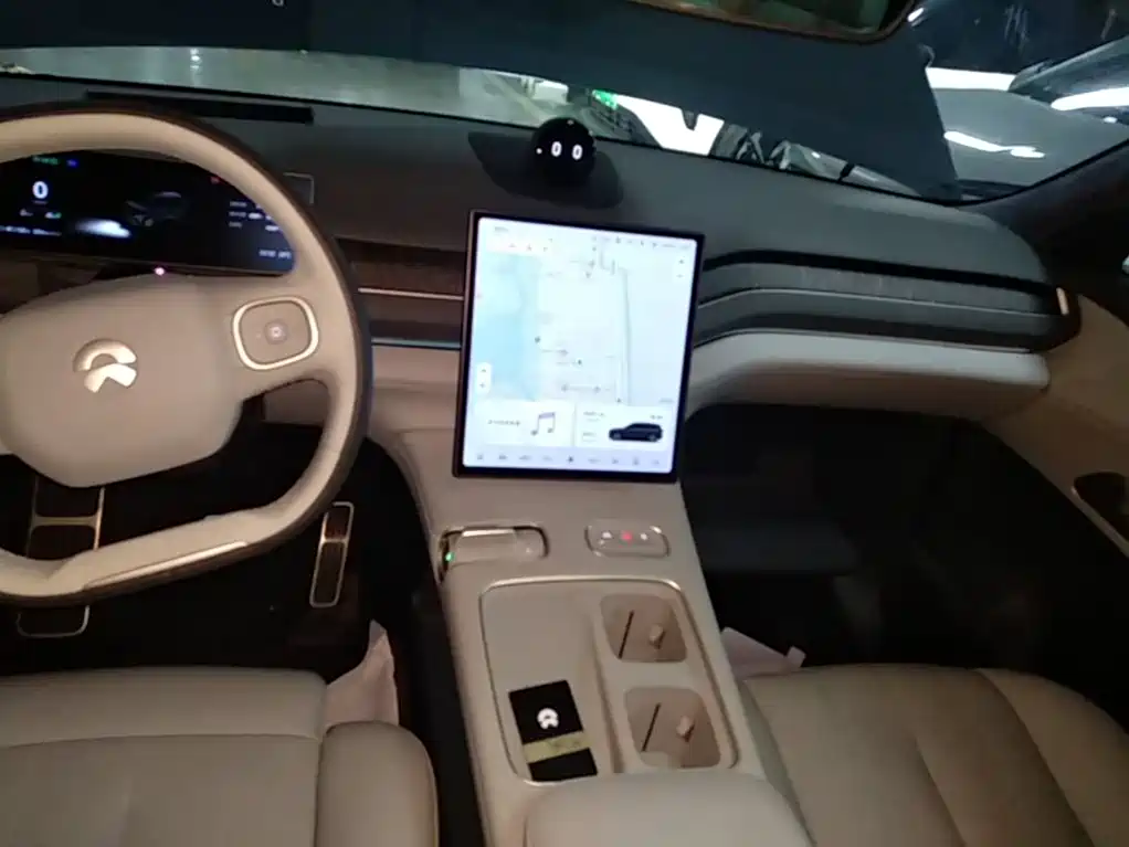 NIO ES8 — миниатюра 13
