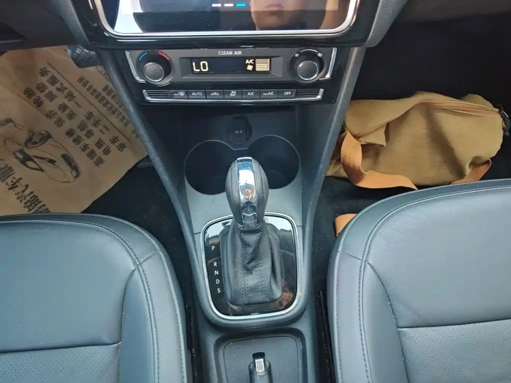 Volkswagen Polo — миниатюра 14