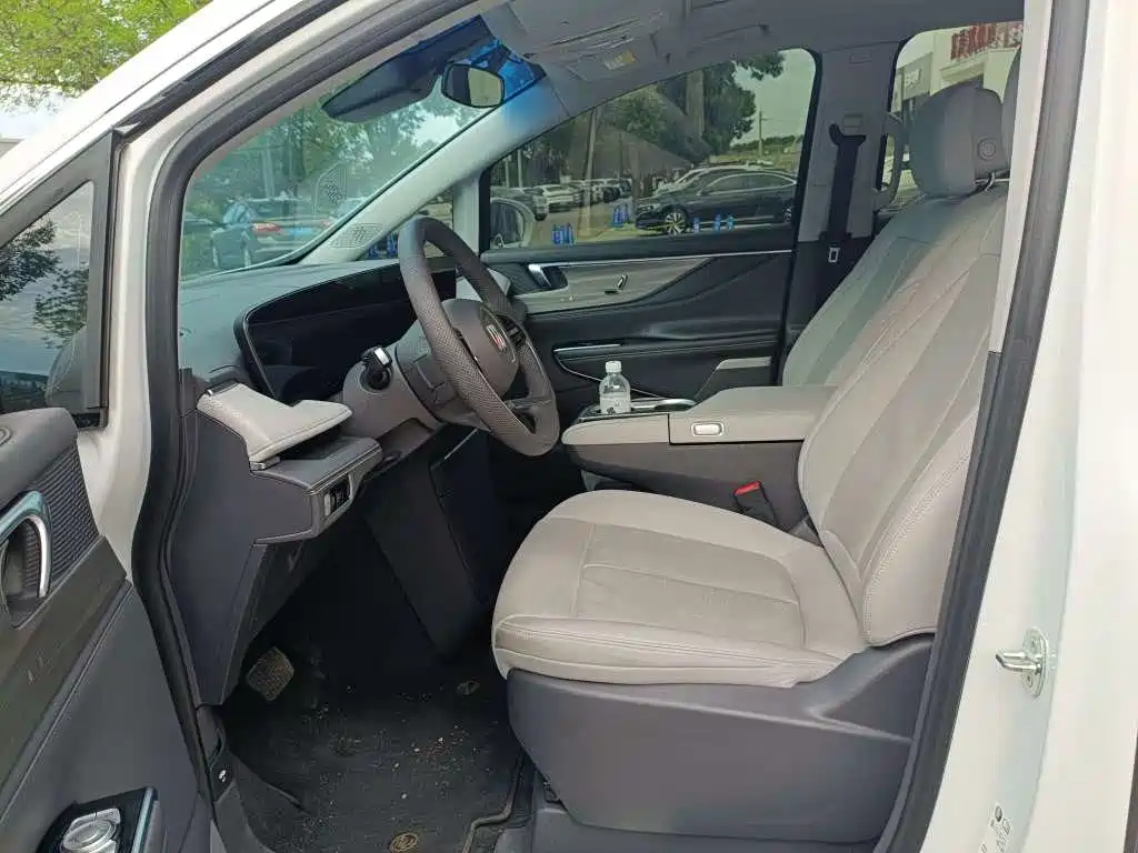 Buick GL8 2025 Smart