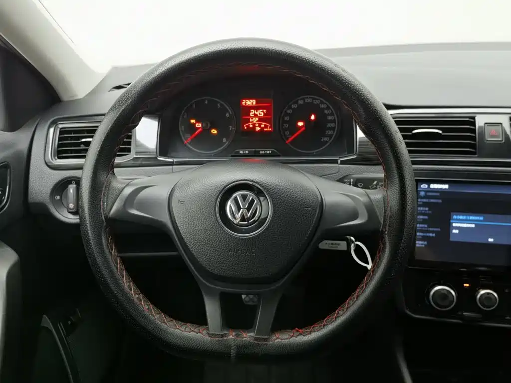 Volkswagen Santana — миниатюра 11