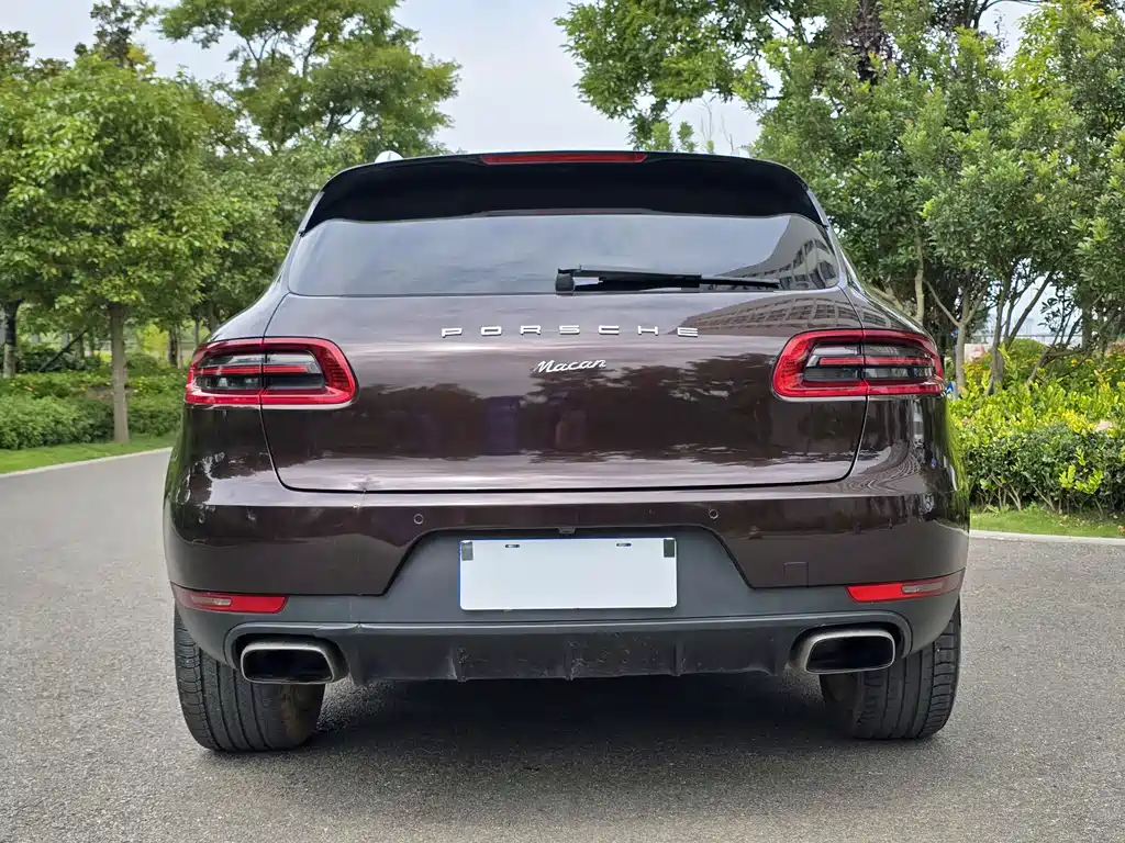 Porsche Macan — миниатюра 6