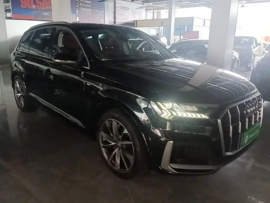 Audi Q7 — миниатюра 4