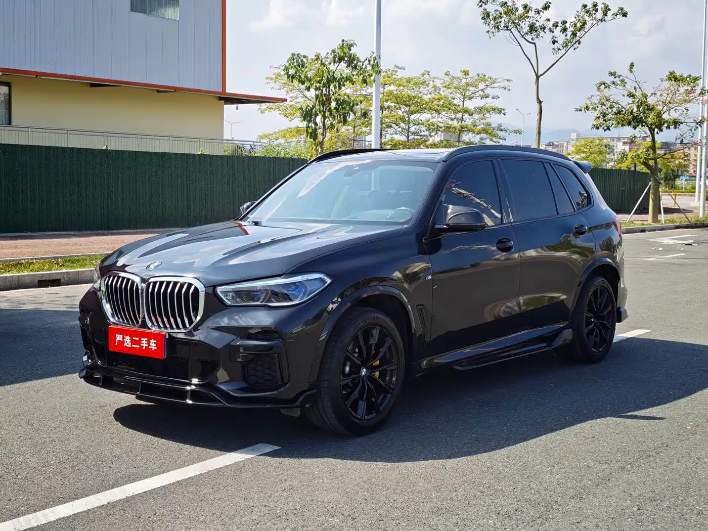 宝马X5 2022款 xDrive 30Li 尊享型M运动套装 2022