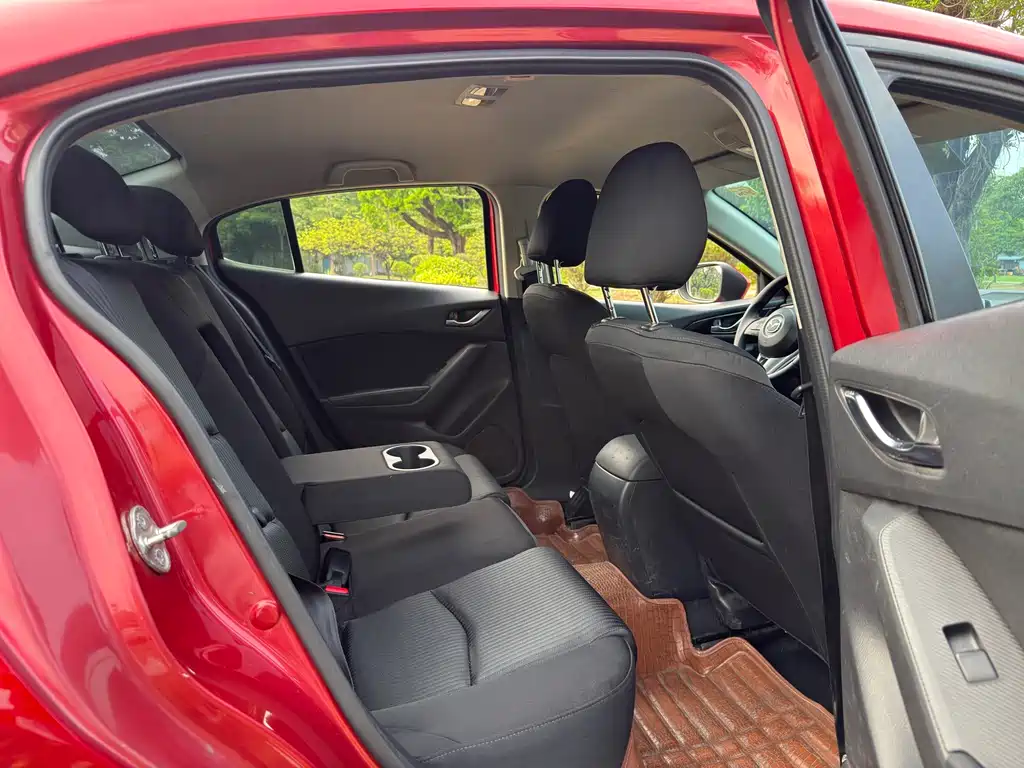 Mazda 3 Axela — миниатюра 15