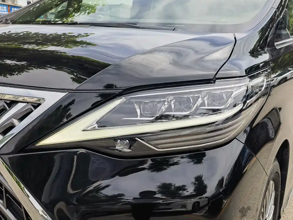 Lexus LM — фотографии объявления, Фото 17