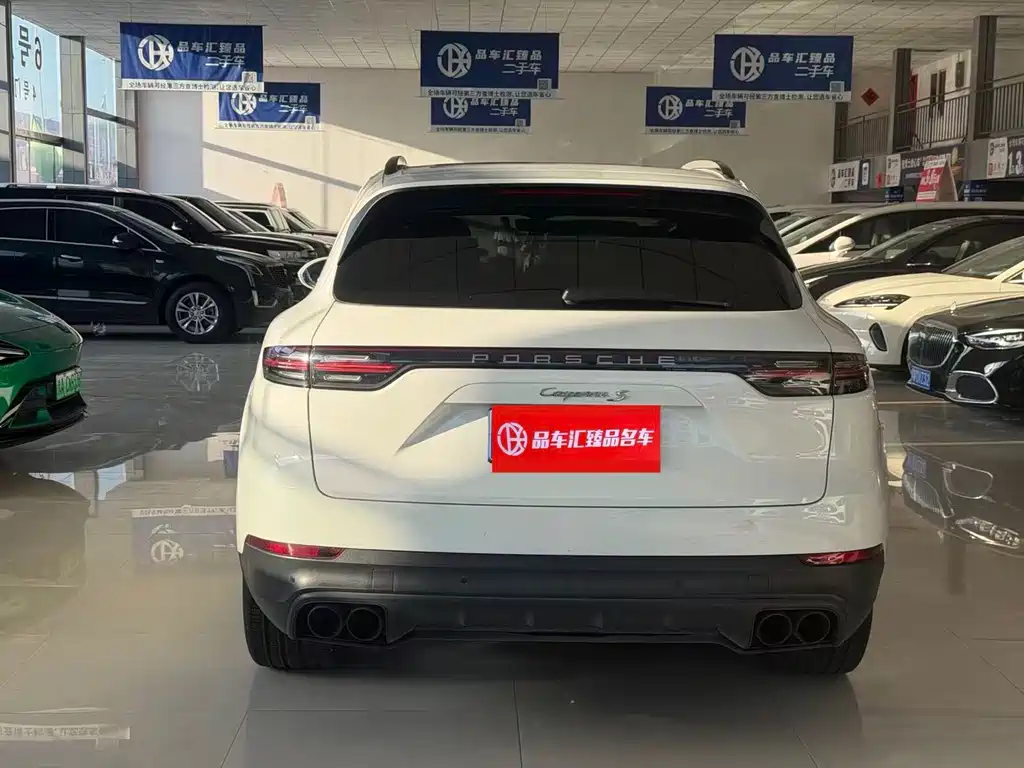 Porsche Cayenne — миниатюра 15