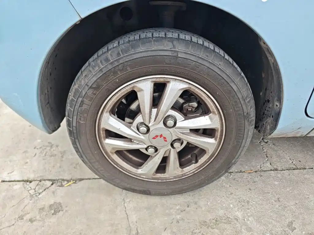 Wuling MINIEV — миниатюра 23