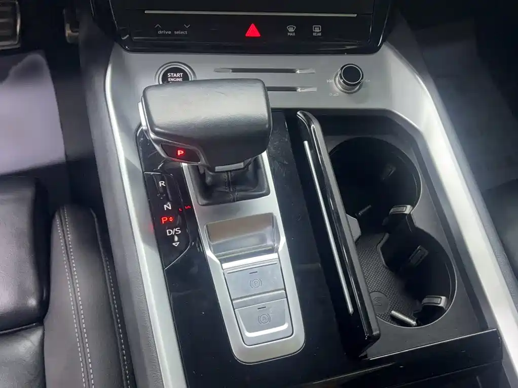Audi Q6 — миниатюра 8