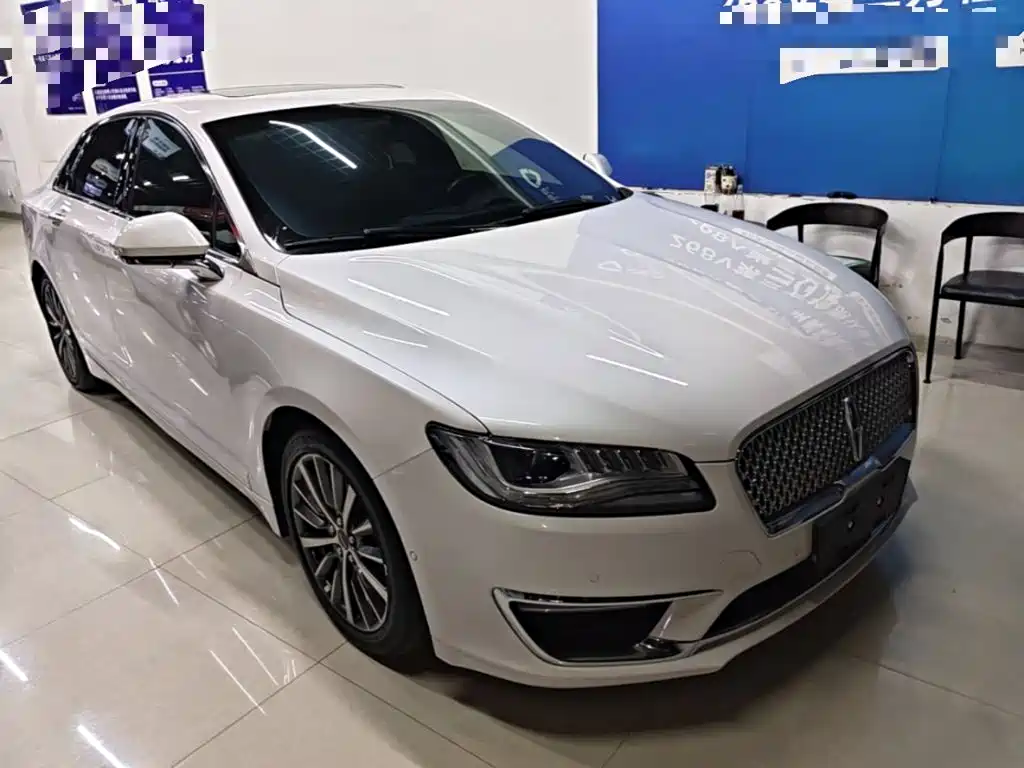 Lincoln MKZ — миниатюра 4
