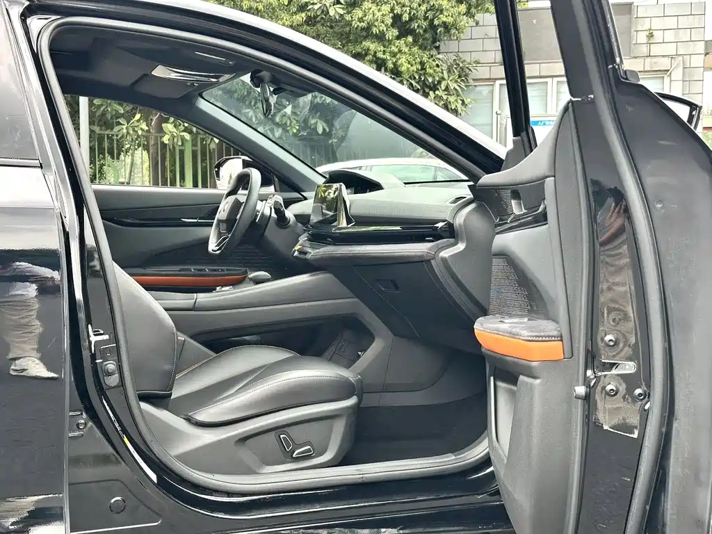 Changan UNI-V — миниатюра 4