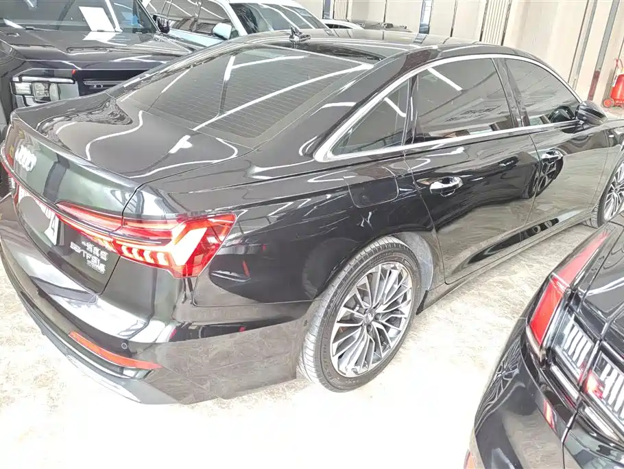 Audi A6L 2020 55 TFSI e quattro