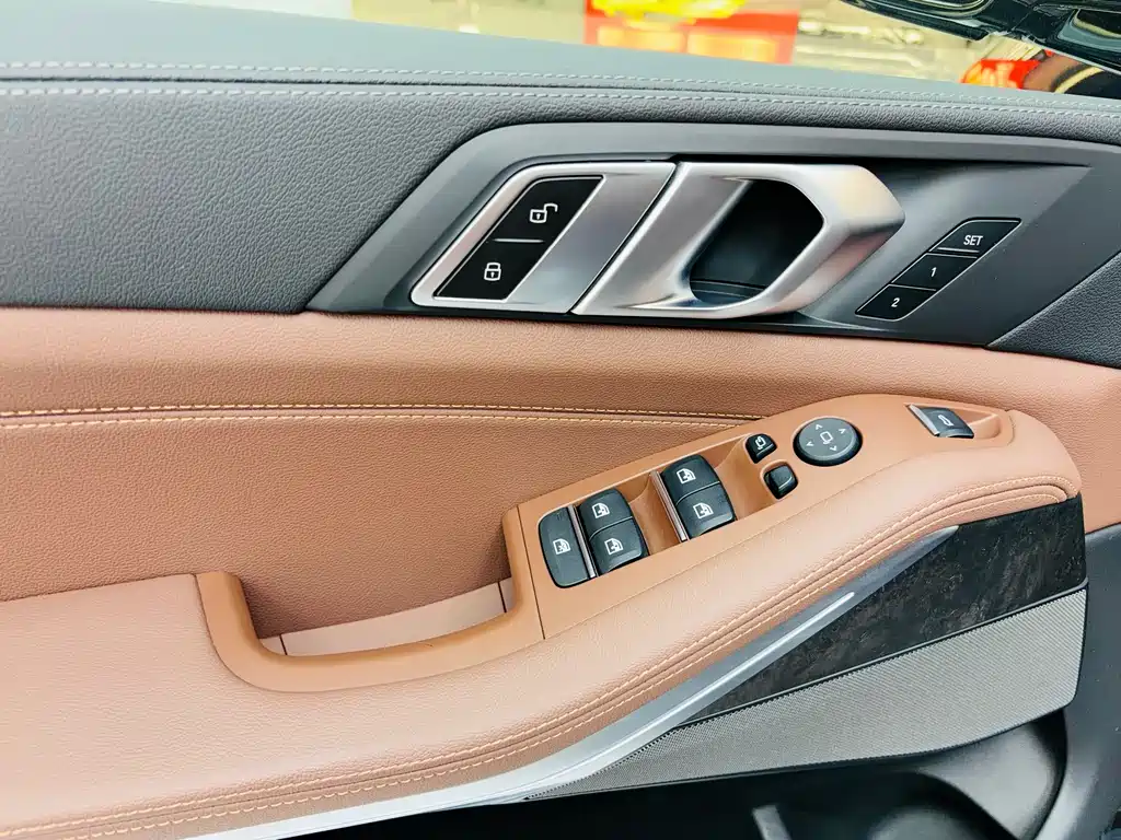 BMW X5 2021 xDrive40i M Sport