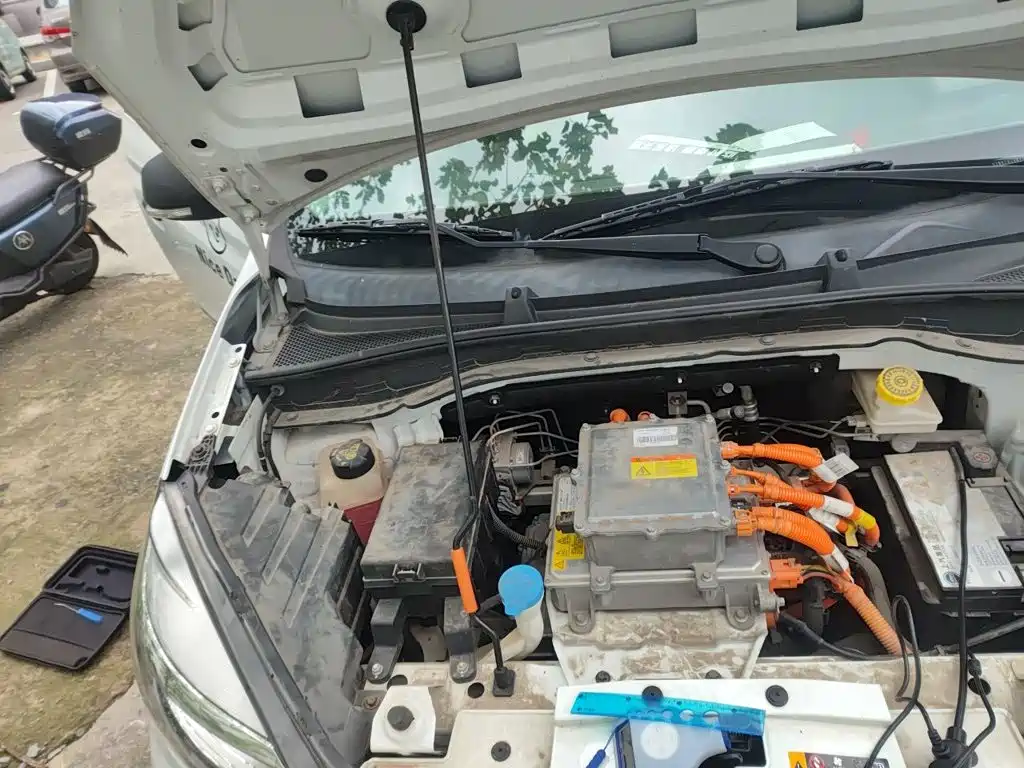 Roewe Clever — миниатюра 20