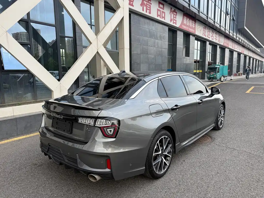 Lynk & Co 03 — миниатюра 20