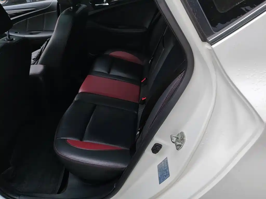Changan Eado XT — миниатюра 17