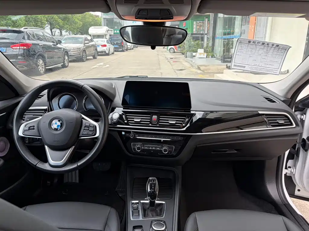 BMW 1 Series — миниатюра 11