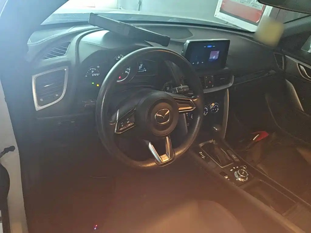 Mazda CX-4 — миниатюра 10