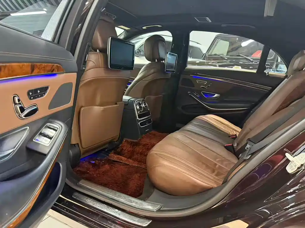Mercedes-Benz S-Class — миниатюра 12