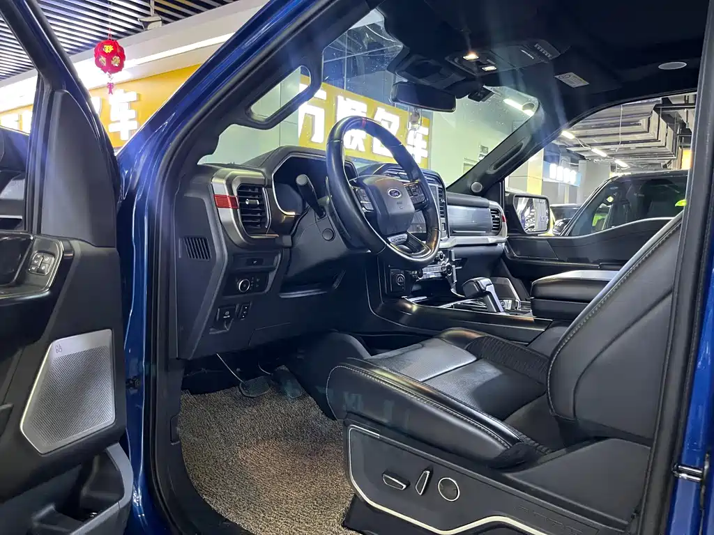 Ford F-150 Raptor — миниатюра 7