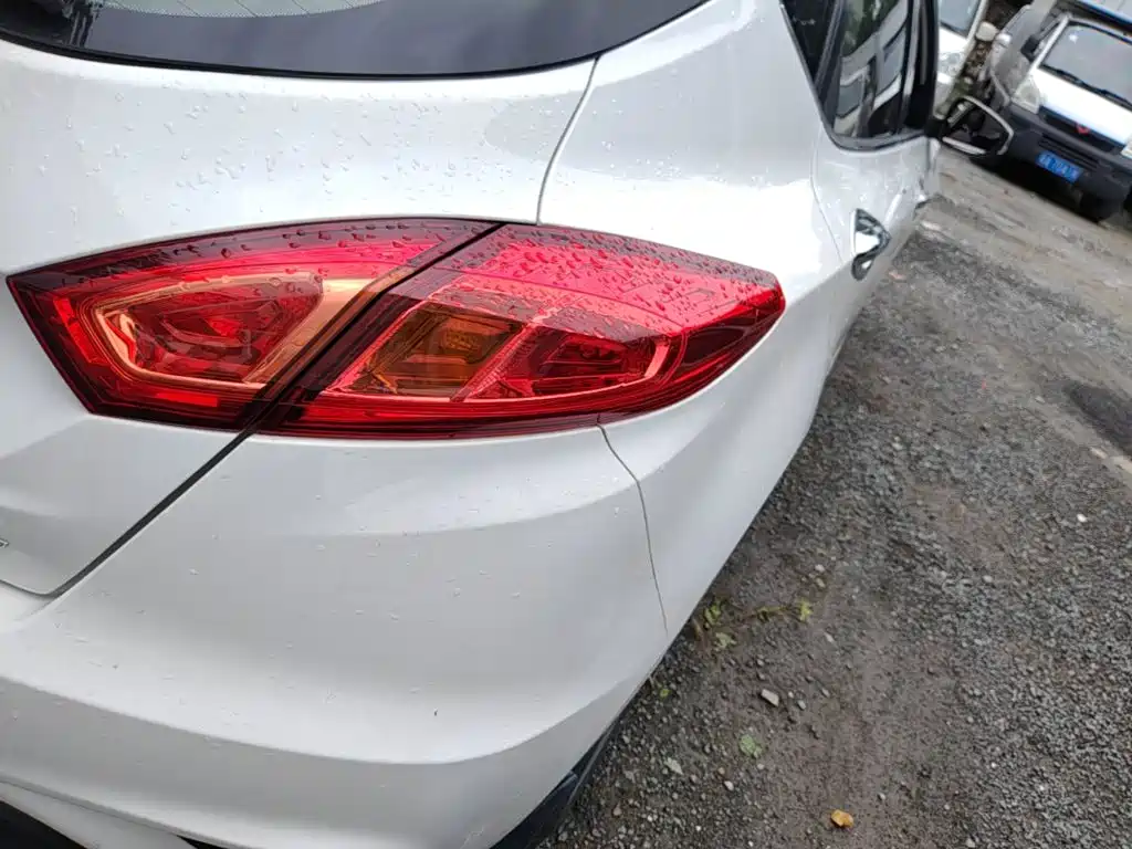 Changan Eado XT — миниатюра 8