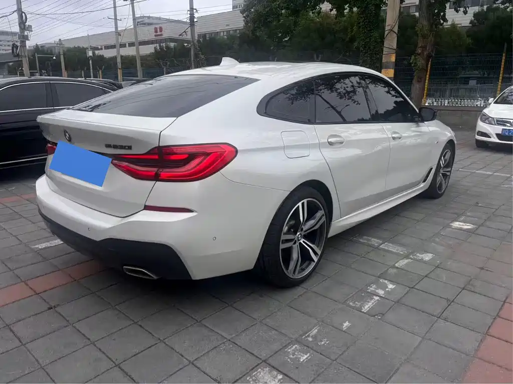 BMW 6 Series GT — миниатюра 3