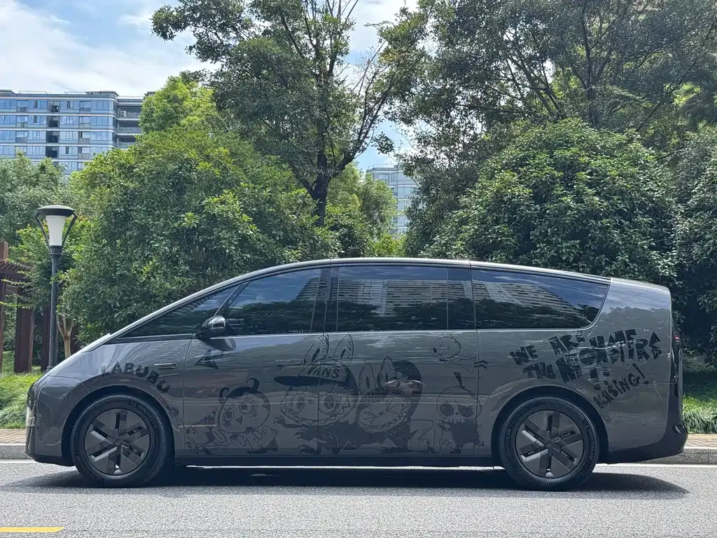 Li Auto Li MEGA — миниатюра 3
