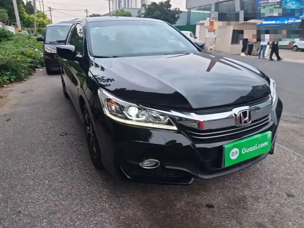Honda Accord — миниатюра 4