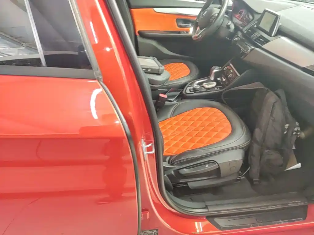 BMW 2 Series Active Tourer — миниатюра 25
