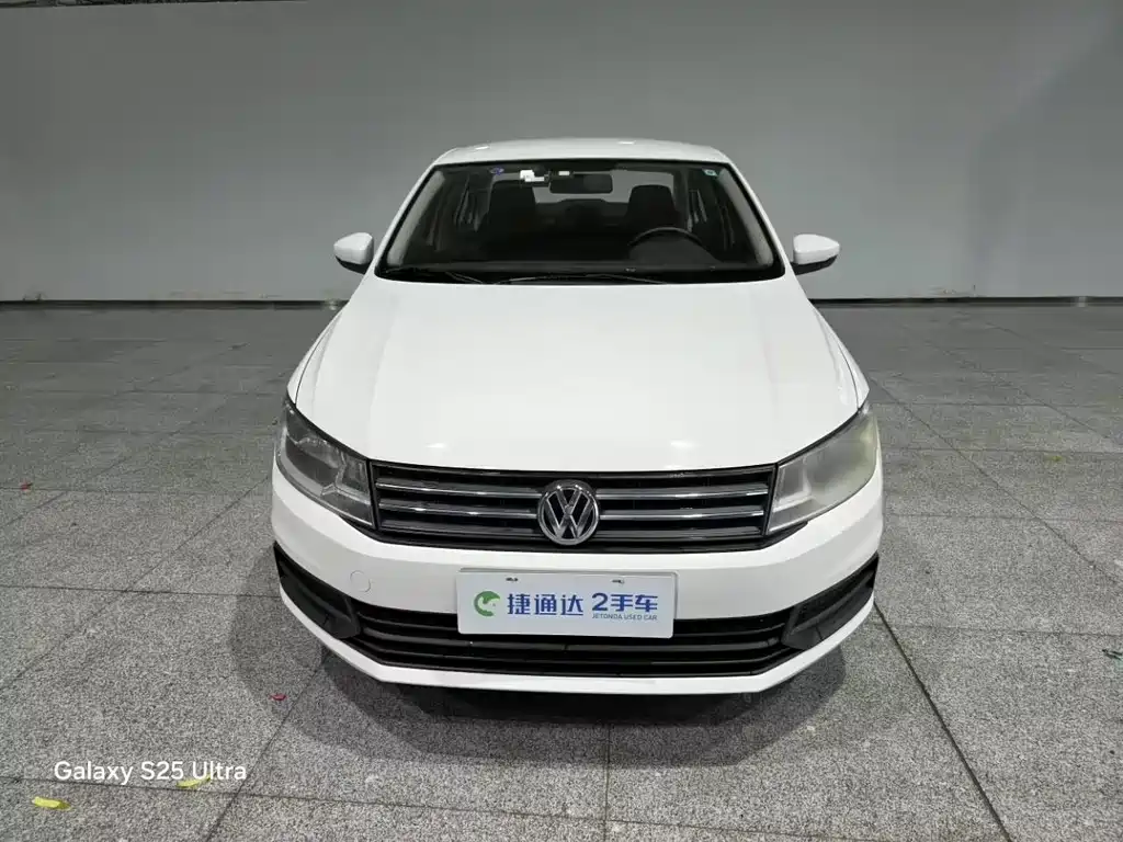 Volkswagen Santana — миниатюра 4