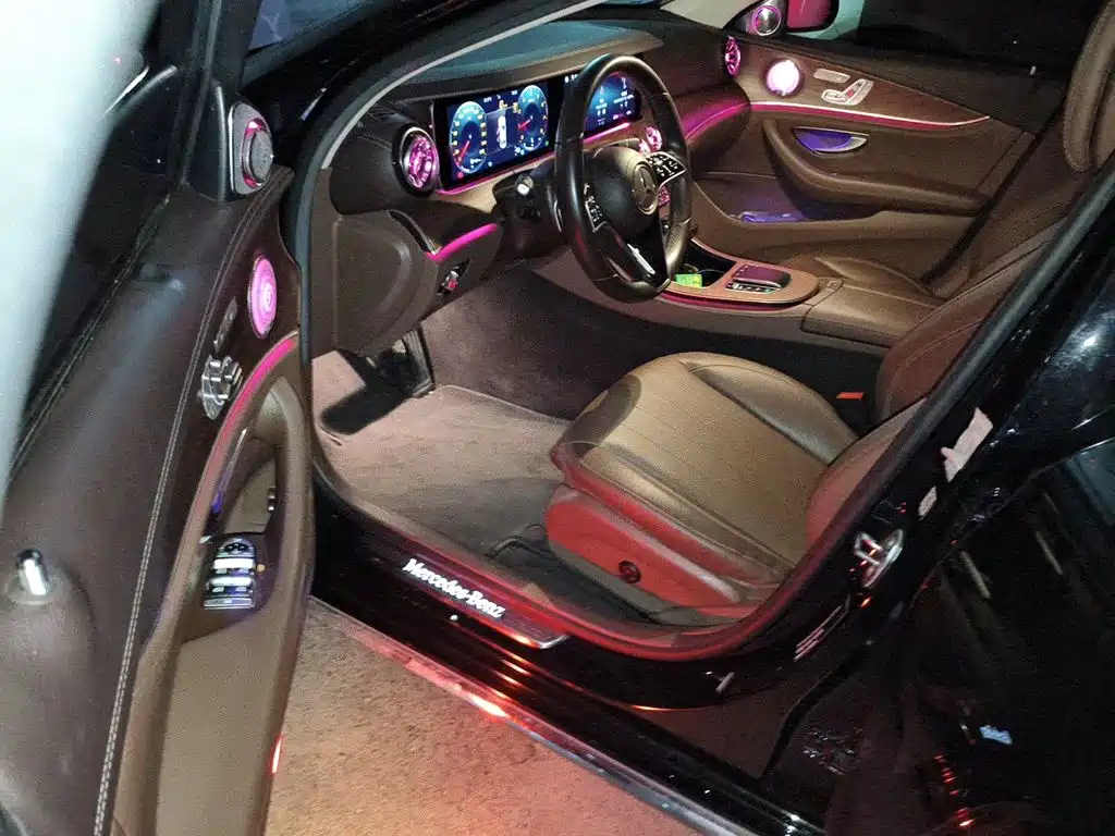 Mercedes-Benz E-Class — миниатюра 17